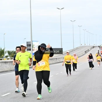 Runner Photo 1434137
