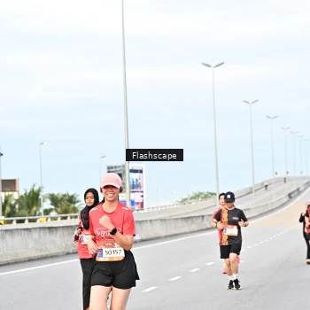 Runner Photo 1434386