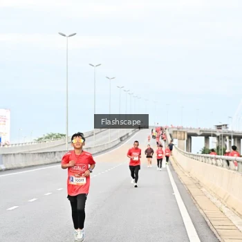 Runner Photo 1434423