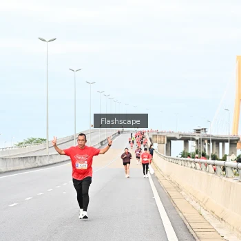 Runner Photo 1434428