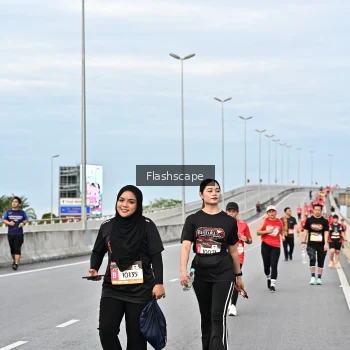 Runner Photo 1434540