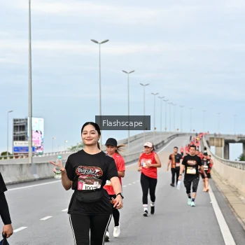Runner Photo 1434544