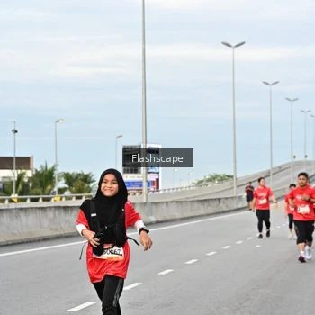 Runner Photo 1434628