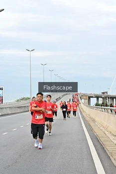 Runner Photo 1434636