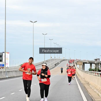 Runner Photo 1434679