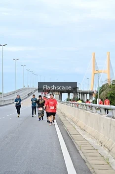 Runner Photo 1434686