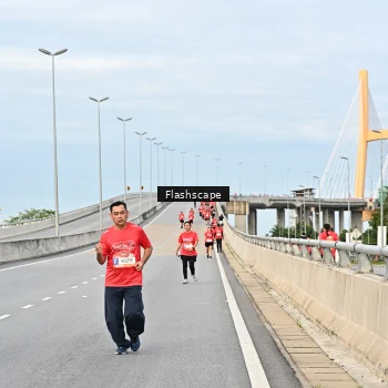 Runner Photo 1434717