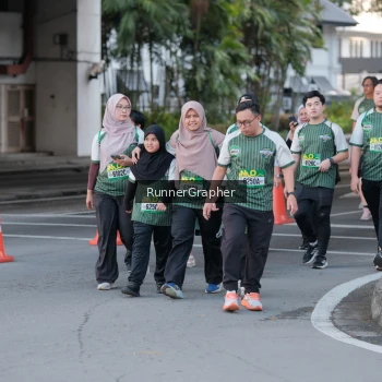 Runner Photo 1435346