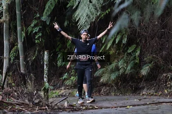 Runner Photo 1435676