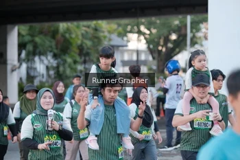 Runner Photo 1435708