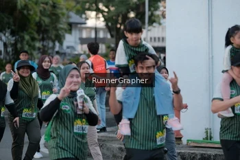 Runner Photo 1435737