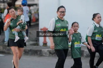 Runner Photo 1435740