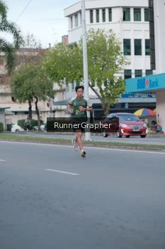Runner Photo 1435785