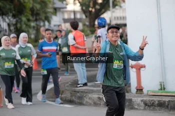 Runner Photo 1435844