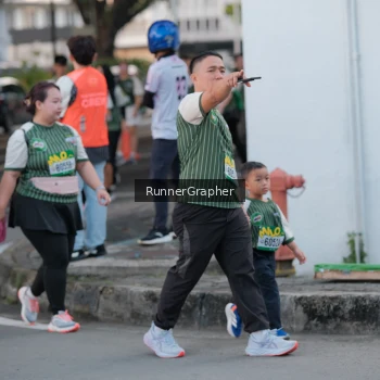 Runner Photo 1435851