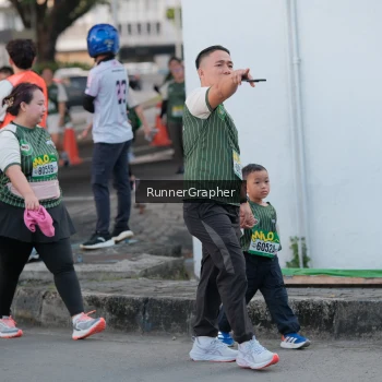 Runner Photo 1435869