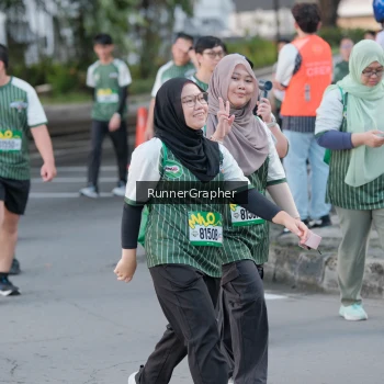 Runner Photo 1435924