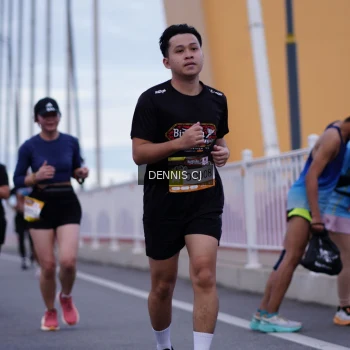 Runner Photo 1436153