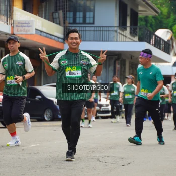 Runner Photo 1436301