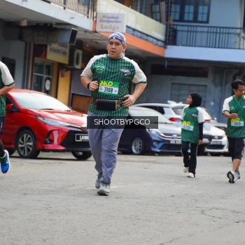Runner Photo 1436423