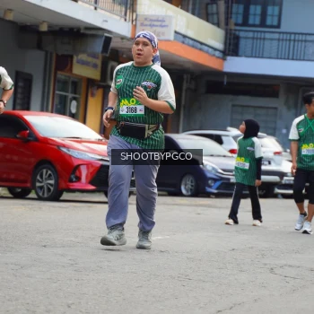 Runner Photo 1436425