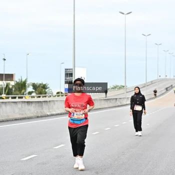 Runner Photo 1436595