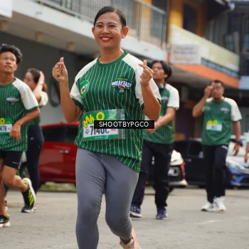 Runner Photo 1436623