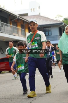 Runner Photo 1436635