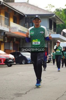 Runner Photo 1436657