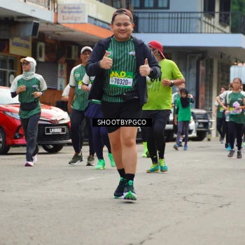 Runner Photo 1436714