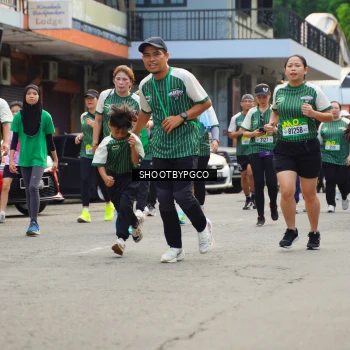 Runner Photo 1436735
