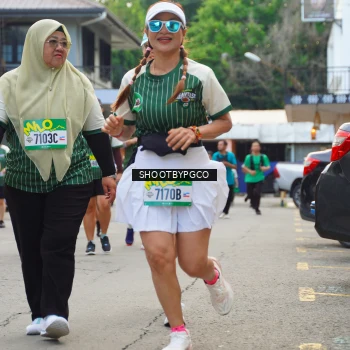 Runner Photo 1436900