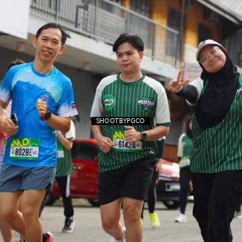 Runner Photo 1437196