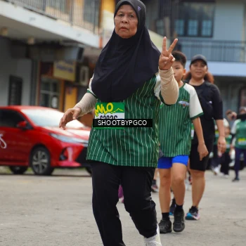 Runner Photo 1437273