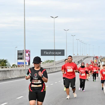 Runner Photo 1437359