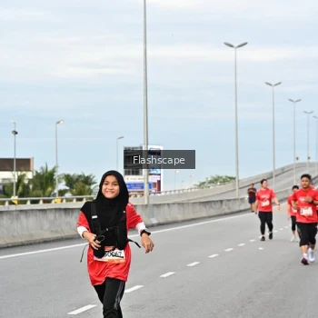 Runner Photo 1437406