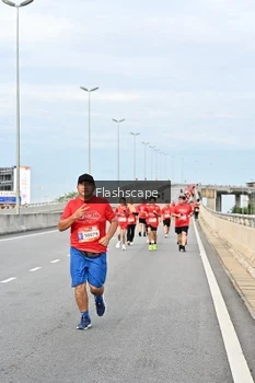 Runner Photo 1437460