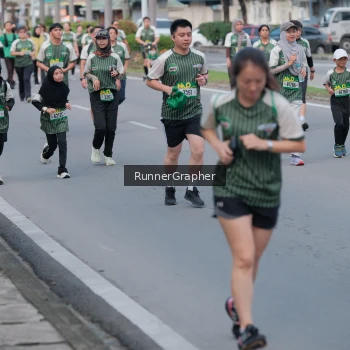 Runner Photo 1438384