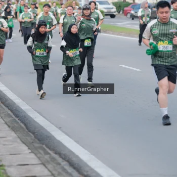 Runner Photo 1438485