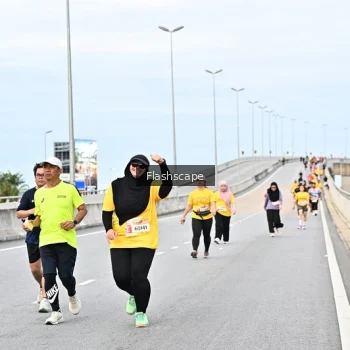 Runner Photo 1438532