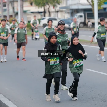 Runner Photo 1438654