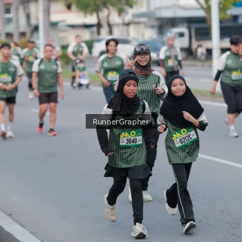 Runner Photo 1438667