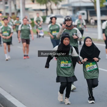 Runner Photo 1438683