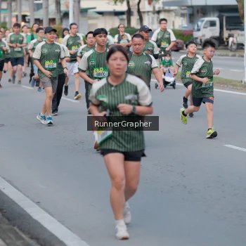 Runner Photo 1438752