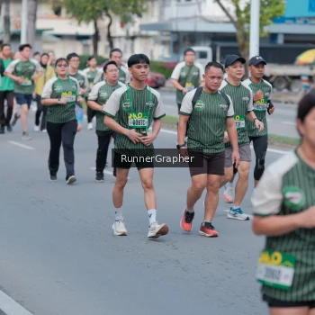 Runner Photo 1438811