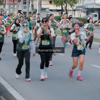 Runner Photo 1438816