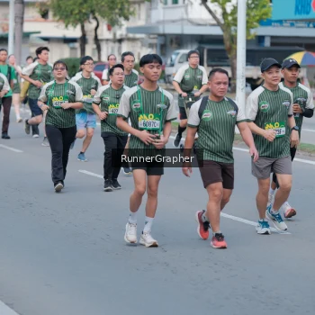 Runner Photo 1438848