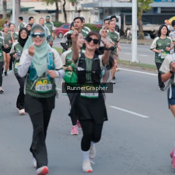 Runner Photo 1438871