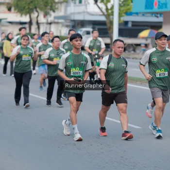 Runner Photo 1438886