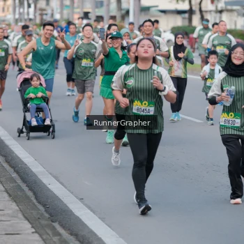Runner Photo 1438887